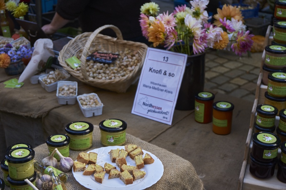 fuldaufer-melsungen-spazieren-herbst-spezialitaeten-festival-nordhessen-slowfood-erleben-kultur-kunst-lena-gehrmann-sebastian-tam-20