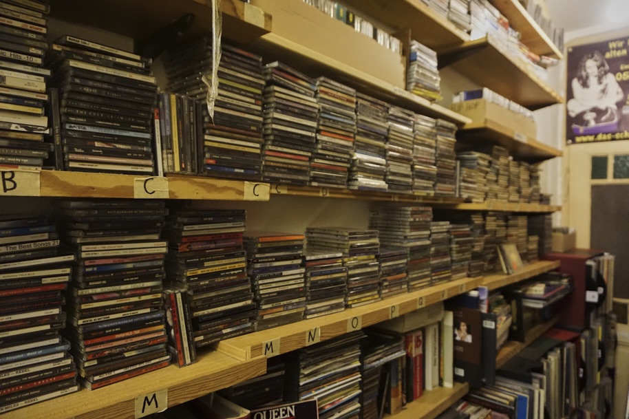 fuldaufer-lost-and-found-cd-schallplatten-kassel-wehlheiden-retro-besonders-nordhessen-fundgrube-musik-erleben-music-lena-gehrmann-sebastian-tam-10