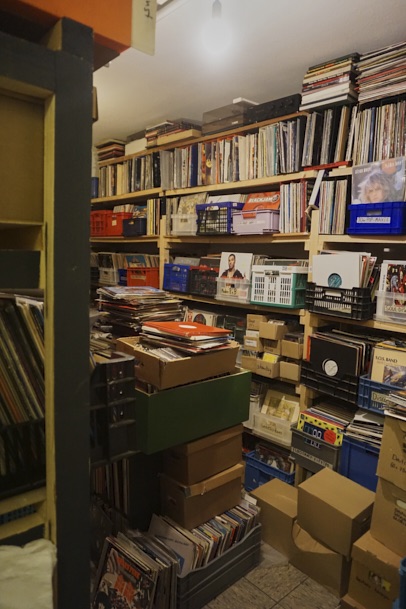 fuldaufer-lost-and-found-cd-schallplatten-kassel-wehlheiden-retro-besonders-nordhessen-fundgrube-musik-erleben-music-lena-gehrmann-sebastian-tam-5